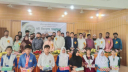 আড়াইহাজারে প্রতিভা কল্যাণ ট্রাস্টের উদ্যোগে মেধাবী শিক্ষার্থীদের মাঝে বই বিতরণ