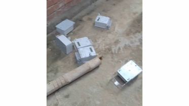 নারায়ণগঞ্জে জনতার বিদ্যুতের প্রিপেইড মিটার ভাঙচুর