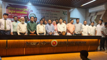 আড়াইহাজারে সদ্য নিয়োপপ্রাপ্ত সরকারি চাকরিজীবীদের সংবর্ধনা