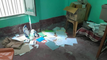 সাংবাদিক রাসেল আদিত্যের বাসায় দুর্ধর্ষ চুরি