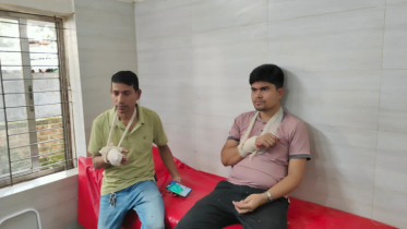না.গঞ্জে আসামি ধরতে গিয়ে হামলার শিকার পুলিশ, হাসপাতালে ৪