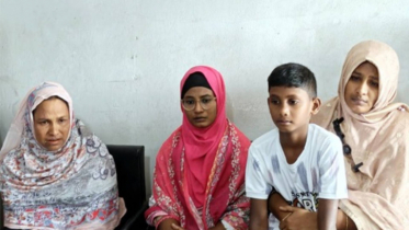 সিদ্ধিরগঞ্জে ছেলে হত্যার বিচার চাওয়ায় মাসহ পরিবারের সবাইকে হত্যার হুমকি
