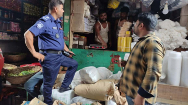 নারায়ণগঞ্জে ৬১৩ কেজি পলিথিন জব্দ, জরিমানা ২৪ হাজার টাকা
