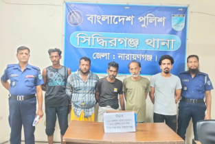 সিদ্ধিরগঞ্জে হেরোইন ও গাঁজাসহ গ্রেপ্তার ৫