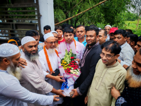 রূপগঞ্জ ইউনিয়নের নবনিযুক্ত প্রশাসককে শুভেচ্ছা জানালেন সালাহউদ্দিন দেওয়ান