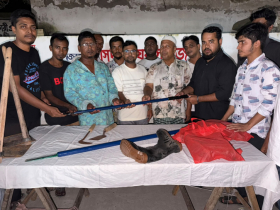 কবর খোড়ার সরঞ্জাম দিলো মাসদাইর যুব সমাজ