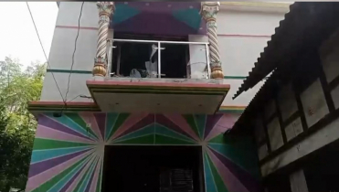 ফতুল্লায় ড্রেজার ব্যবসা নিয়ন্ত্রন নিয়ে দুই গ্রুপের সংঘর্ষ ভাংচুর গুলি বর্ষণ