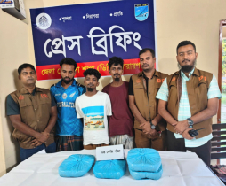 ফতুল্লায় গাঁজাসহ ‘কোবরা বাহিনীর’ ৩ সদস্য গ্রেপ্তার