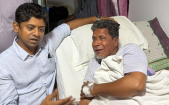 অসুস্থ স্বপনের পাশে আবুল কালাম