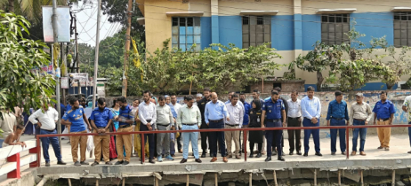 ডেঙ্গু প্রতিরোধে পরিচ্ছন্নতা অভিযান ও বৃক্ষরোপণ