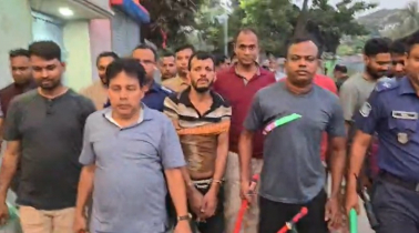 বন্দরে দুই সহযোগীসহ ডাকাত মামুন দেশীয় অস্ত্রসহ গ্রেপ্তার