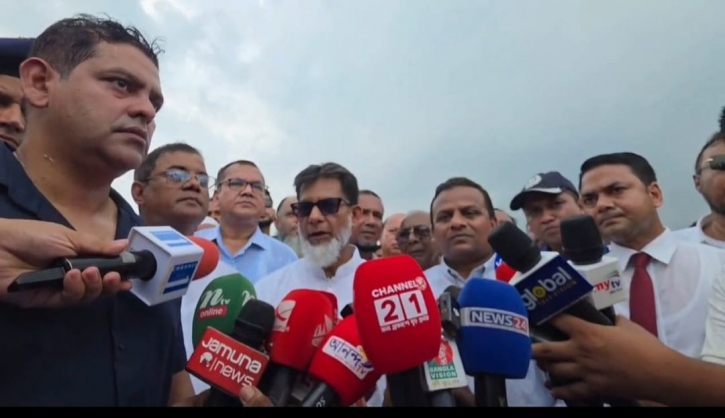 প্রতিশ্রুতি অনুযায়ী সরকার সারাদেশের যোগাযোগ ব্যবস্থা উন্নত করবে : প্রতিমন্ত্রী হাবিব