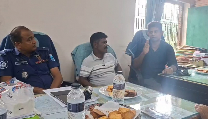 এমপির হস্তক্ষেপে বাস চলাচল স্বাভাবিক 