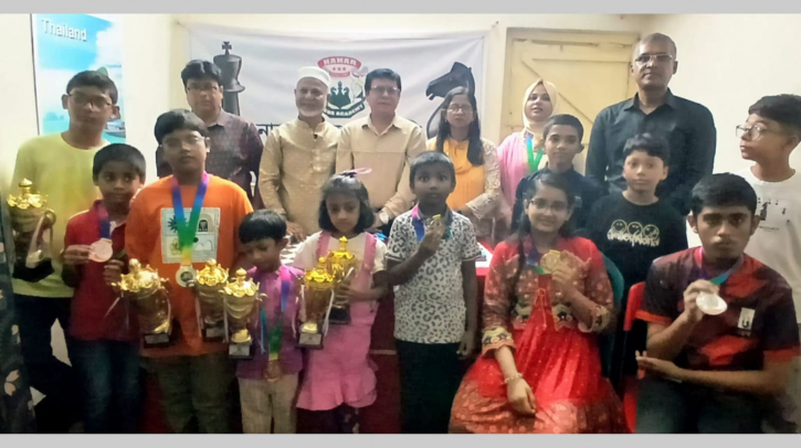 মোবাইল আসক্তি কমাতে শিক্ষার্থীদের দাবা খেলায় উদ্বুদ্ধ করতে হবে: রবিন