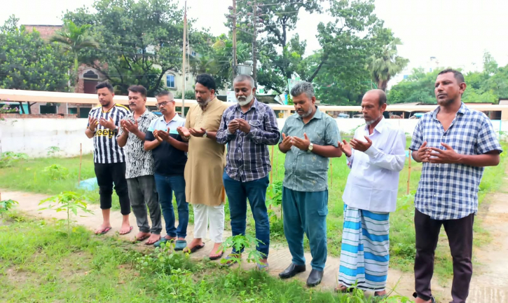 খোরশেদ ছাড়া কেউ যায়নি শাওনের বাড়ি