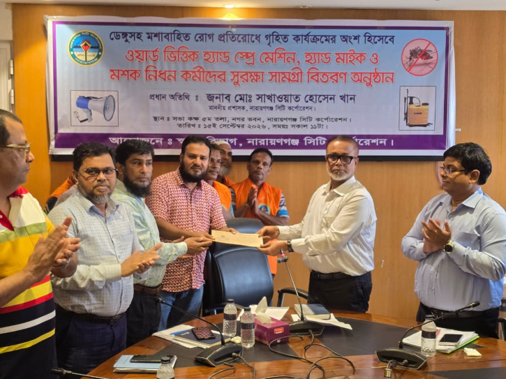 ডেঙ্গু প্রতিরোধে সিটি কর্পোরেশন এলাকায় মশার চাপ কমানোই লক্ষ্য: সাখাওয়াত