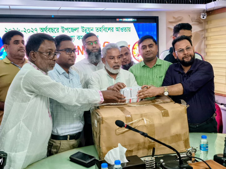 ডেঙ্গু প্রতিরোধে সরকার অত্যন্ত সোচ্চার: এমপি আজহারুল ইসলাম মান্নান