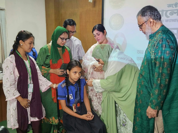 বিদ্যানিকেতন স্কুলে ছাত্রীদের নিয়ে জরায়ু ও স্তন ক্যান্সার সচেতনতা সেমিনার বিদ্যানিকেতন স্কুলে ছাত্রীদের নিয়ে জরায়ু ও স্তন ক্যান্সার সচেতনতা সেমিনার