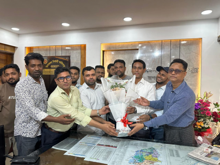 রূপগঞ্জ পল্লী চিকিৎসক সমিতির নেতৃবৃন্দের সঙ্গে নবাগত ইউএনওর সৌজন্য সাক্ষাৎ