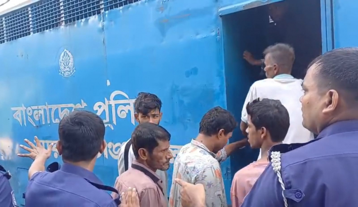 নারায়ণগঞ্জে পুলিশের অভিযানে গ্রেপ্তার ৯৭, ইয়াবা-হেরোইন উদ্ধার