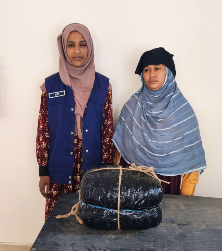 ফতুল্লায় ৪ কেজি গাঁজাসহ নারী গ্রেপ্তার